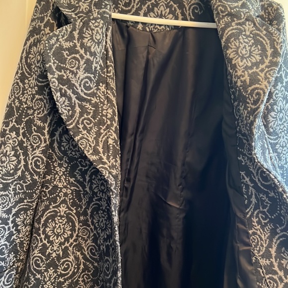 Jacket - Picture 6 of 6